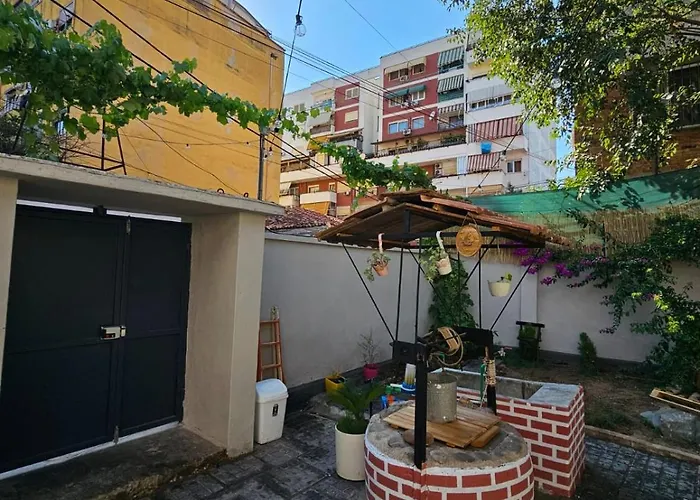 Lemon House * Tirana