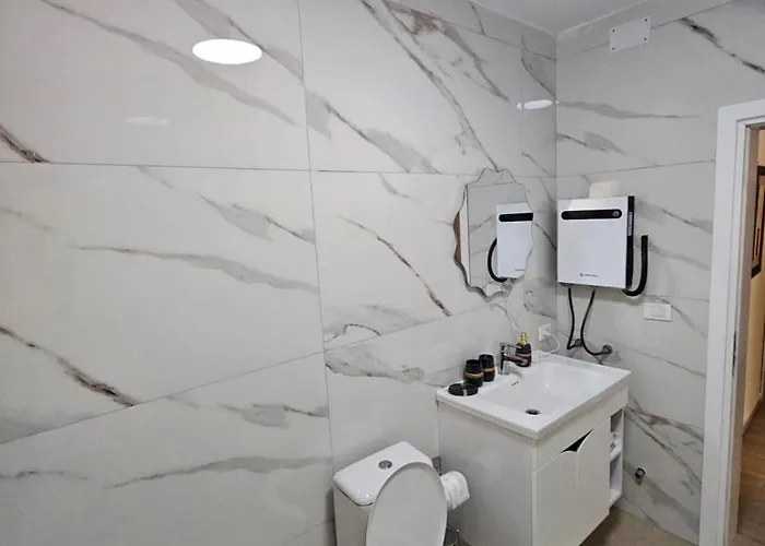 Hostel Lemon House Tirana