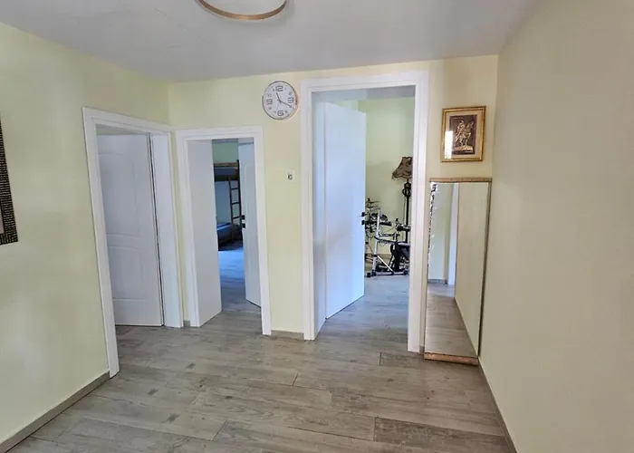 Lemon House * Tirana