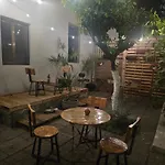 Vandrerhjem Lemon House Tirana