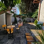 Lemon House Vandrerhjem *