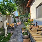 Lemon House Vandrerhjem Tirana