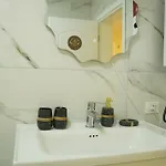 Lemon House *