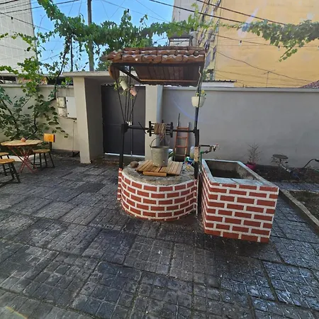 Lemon House Хостел