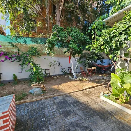 Lemon House Тирана