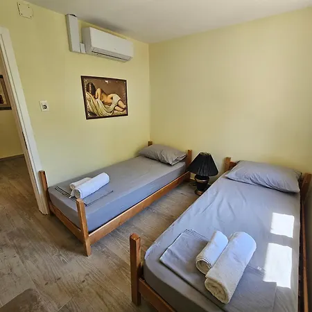 Lemon House * Тирана