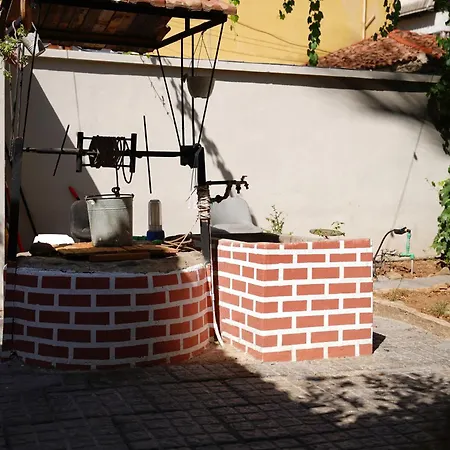 Lemon House